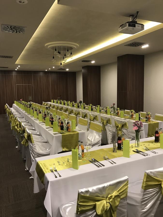 Hotel Rezident Turčianske Teplice Esterno foto