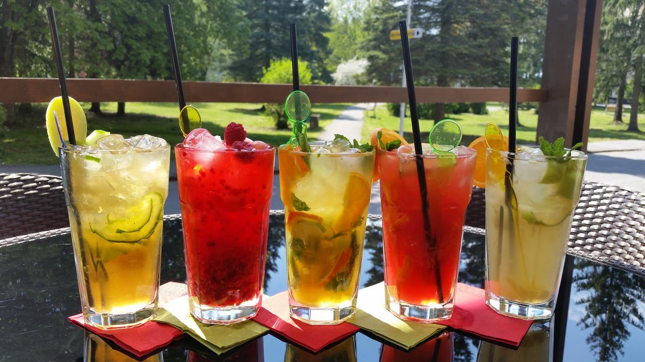 Hotel Rezident Turčianske Teplice Esterno foto