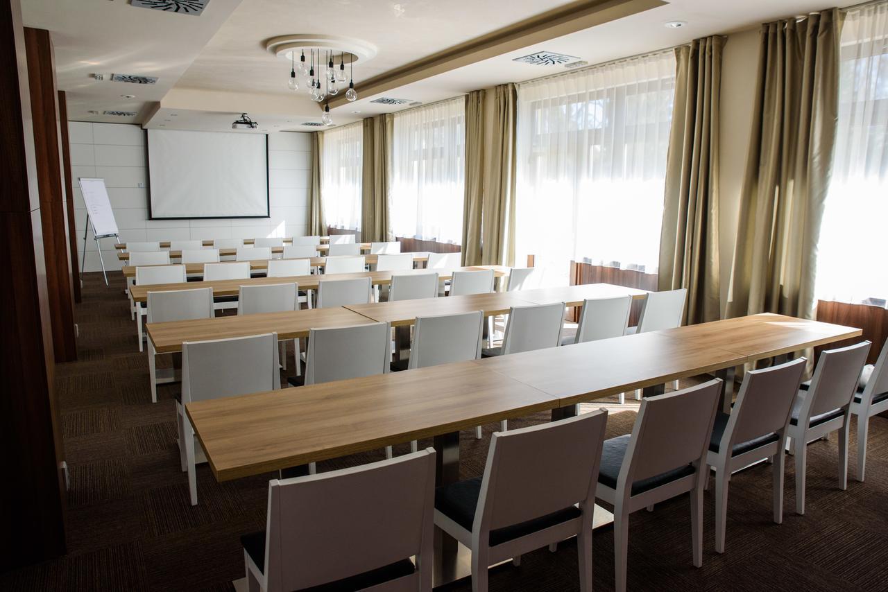 Hotel Rezident Turčianske Teplice Esterno foto